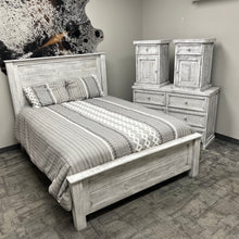 Load image into Gallery viewer, Richmond Bedroom Doorbuster Set
