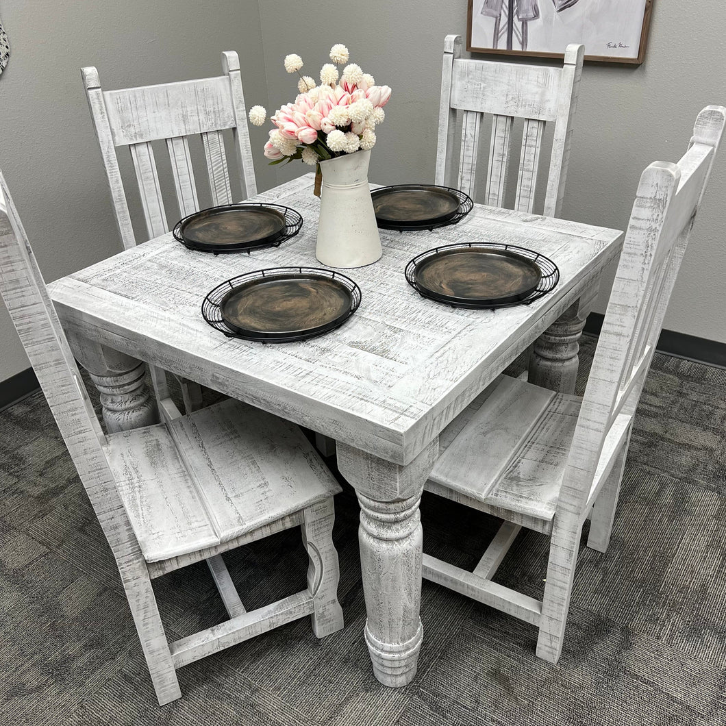 Richmond Square Table Set